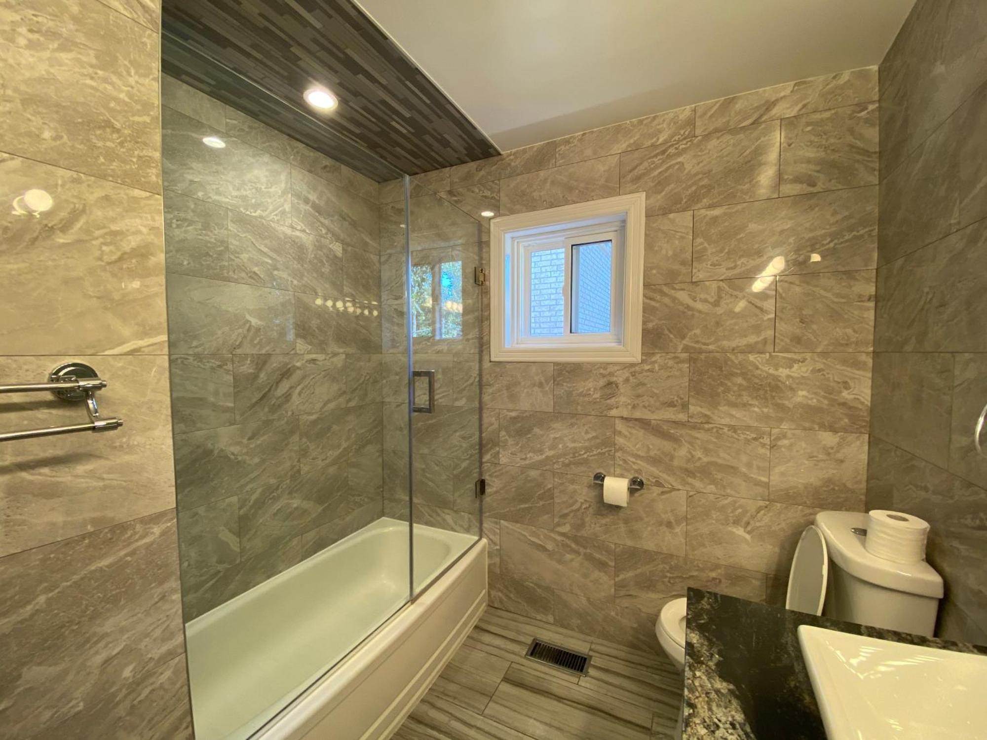 Homestay Yonge And Finch Subway !o Cozy & Modern Private Bdr With Private Half Bathroom Toronto
